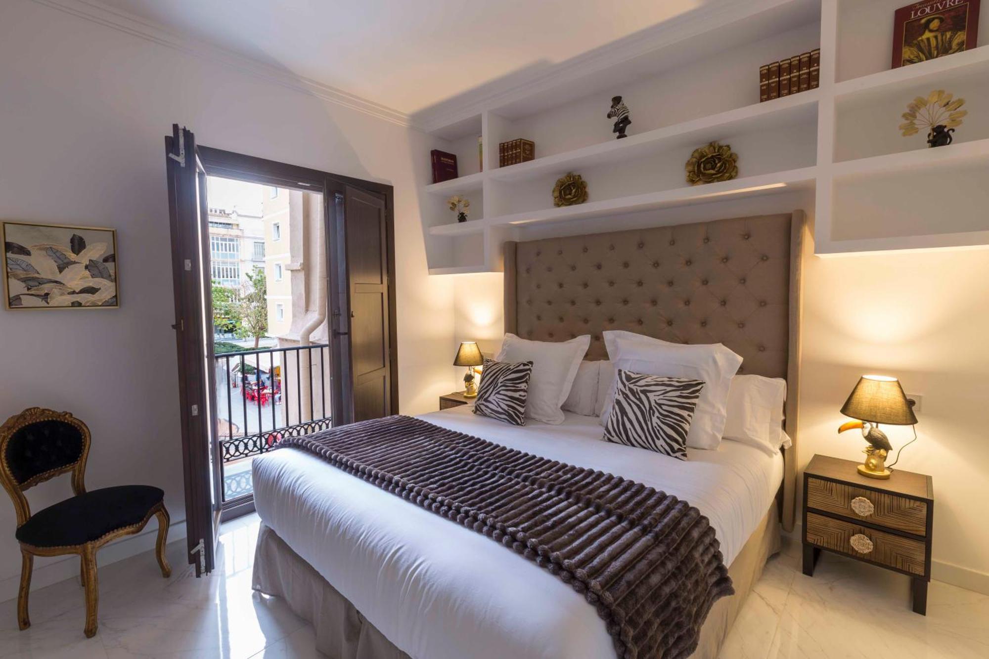 The Clock House Luxury Urban Suites Málaga Exterior foto